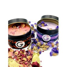 Świeca sojowa w metalowym pojemniczku