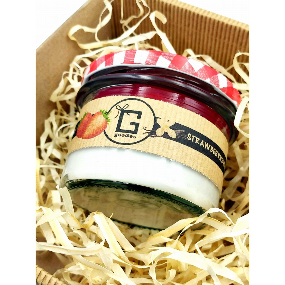 Świeca TRUSKAWKOWA w słoiku