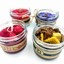 Świeca OWOCE LASU w słoiku