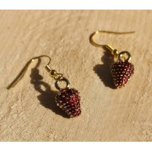 Naszyjnik Truskawka z karnecikiem