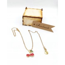 Naszyjnik Cherry Wiśnia z karnecikiem