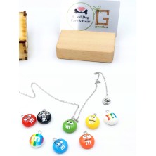 Naszyjnik M&M's z karnecikiem