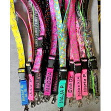 Smycz na szyję do telefonu z haftem